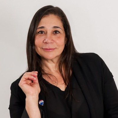 Josi Menezes, corretora de imóveis